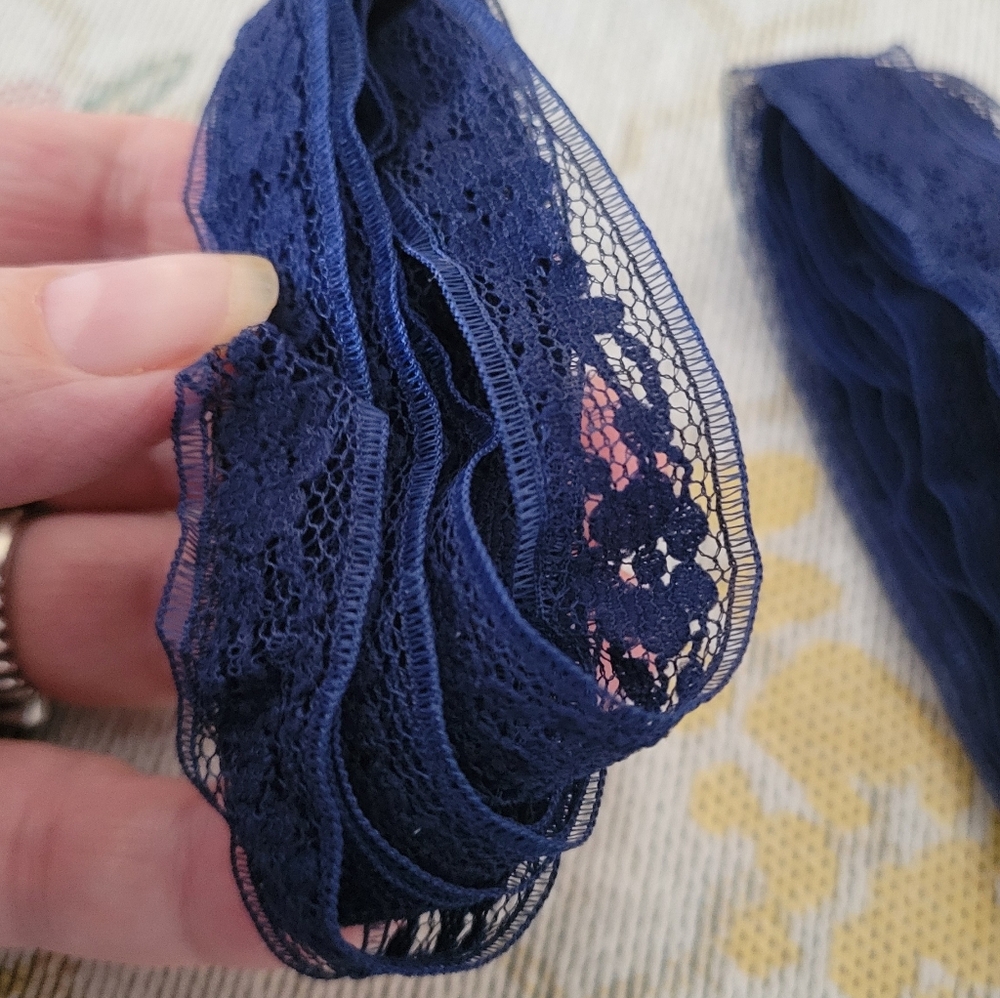 Navy Blue Lace 3 YARDS